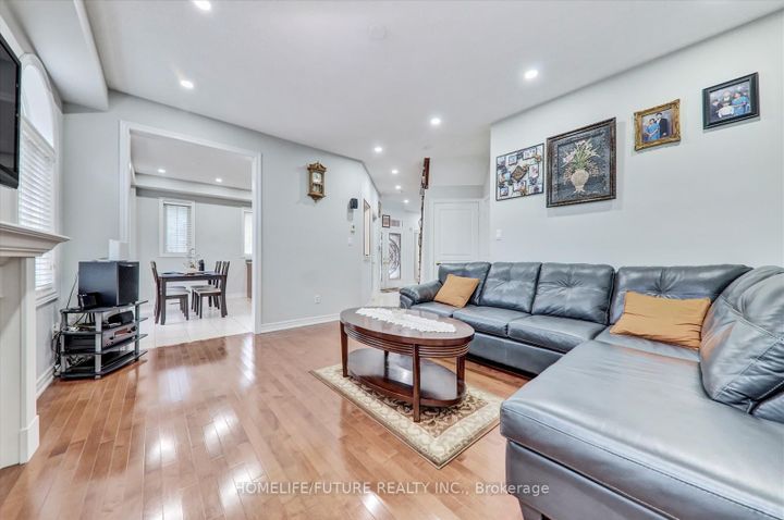 Photo 15 at 2 Tovey Terrace, Wellington, Brampton