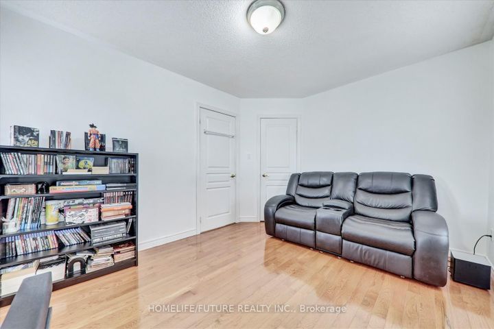 Photo 27 at 2 Tovey Terrace, Wellington, Brampton