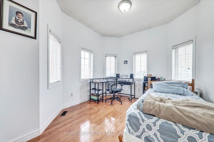 Photo 29 at 2 Tovey Terrace, Wellington, Brampton