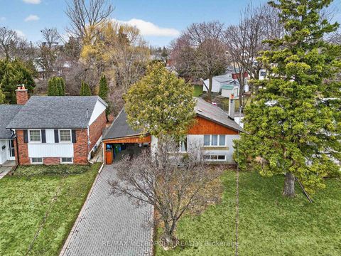 Photo 10 at 91 Ellendale Drive, Dorset Park, Toronto