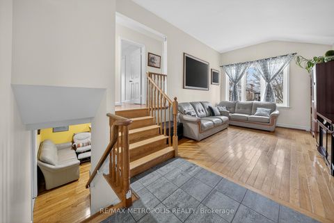 Photo 13 at 91 Ellendale Drive, Dorset Park, Toronto