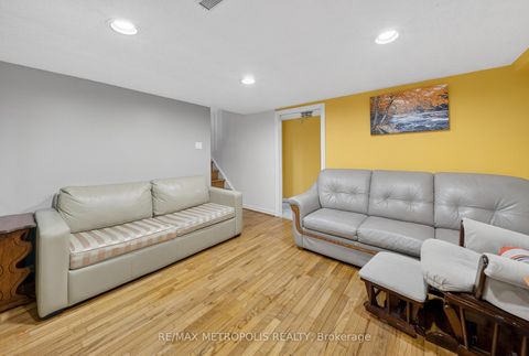 Photo 21 at 91 Ellendale Drive, Dorset Park, Toronto