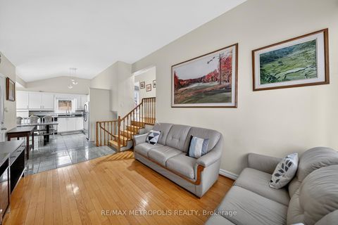 Photo 35 at 91 Ellendale Drive, Dorset Park, Toronto