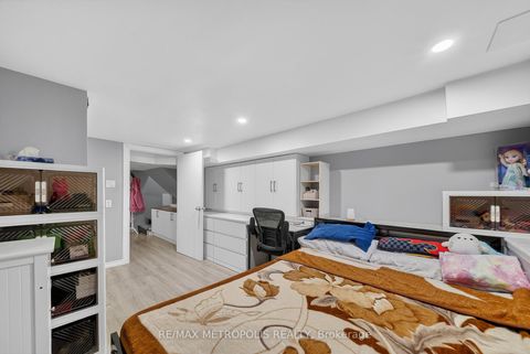 Photo 36 at 91 Ellendale Drive, Dorset Park, Toronto