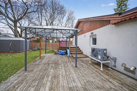 Photo 41 at 91 Ellendale Drive, Dorset Park, Toronto