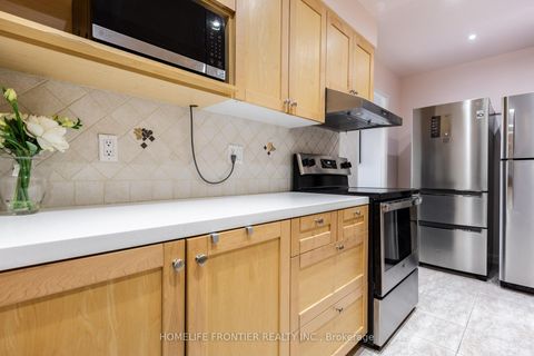 Photo 6 at 134 - 4005 Don Mills Road, Hillcrest Village, Toronto