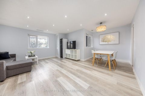 Photo 10 at 134 - 4005 Don Mills Road, Hillcrest Village, Toronto