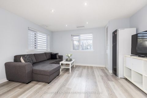 Photo 13 at 134 - 4005 Don Mills Road, Hillcrest Village, Toronto