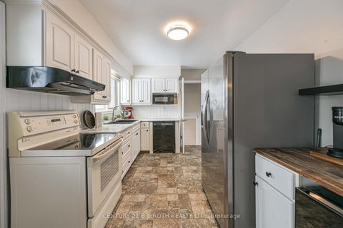 Photo 5 at 201 Point Street, Stayner, Clearview