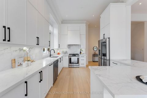 Photo 20 at 19 Connorvale Avenue, Alderwood, Toronto