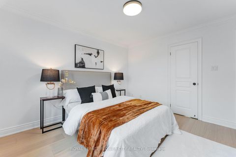 Photo 25 at 19 Connorvale Avenue, Alderwood, Toronto