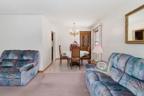 Photo 3 at 53 Tavistock Road, CFB, Toronto