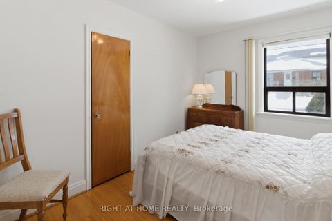 Photo 9 at 53 Tavistock Road, CFB, Toronto