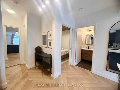 Photo 7 at 1705 - 10 Navy Wharf Court, Waterfront Communities C1, Toronto