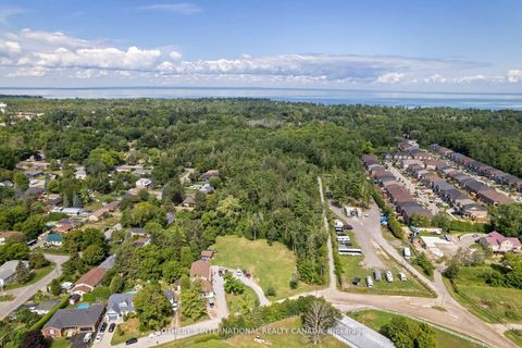 Photo 4 at 84 Market Street, Sutton & Jackson's Point, Georgina
