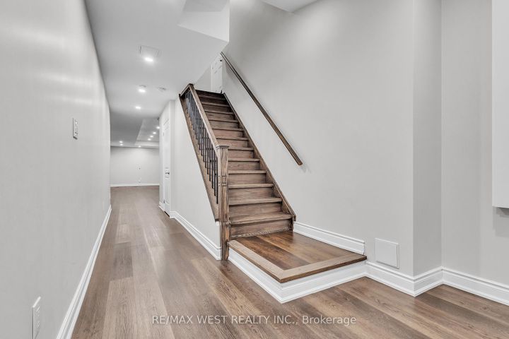 Photo 30 at 65 Port Royal Avenue, Kleinburg, Vaughan