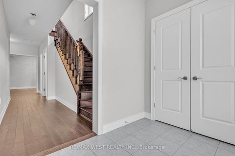 Photo 4 at 65 Port Royal Avenue, Kleinburg, Vaughan