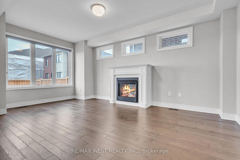 Photo 10 at 65 Port Royal Avenue, Kleinburg, Vaughan