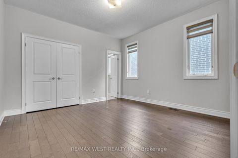 Photo 27 at 65 Port Royal Avenue, Kleinburg, Vaughan