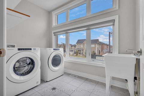 Photo 29 at 65 Port Royal Avenue, Kleinburg, Vaughan