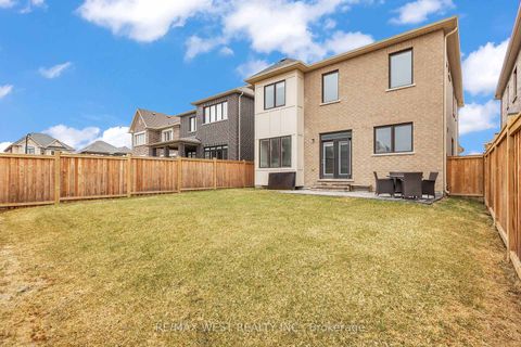 Photo 41 at 65 Port Royal Avenue, Kleinburg, Vaughan