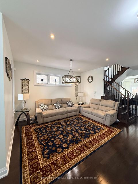 Photo 7 at 300 Symington Court, Windfields, Oshawa