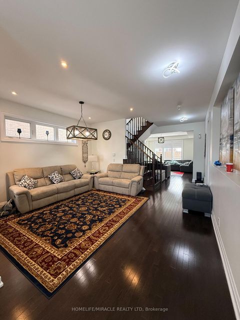 Photo 20 at 300 Symington Court, Windfields, Oshawa