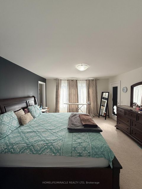 Photo 23 at 300 Symington Court, Windfields, Oshawa