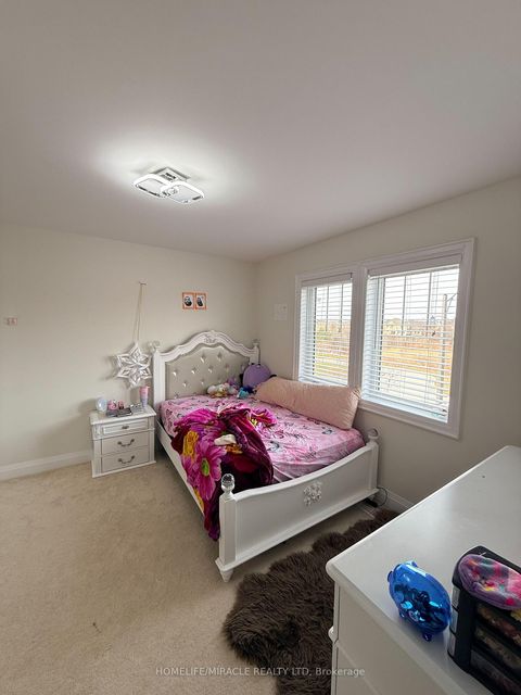Photo 26 at 300 Symington Court, Windfields, Oshawa