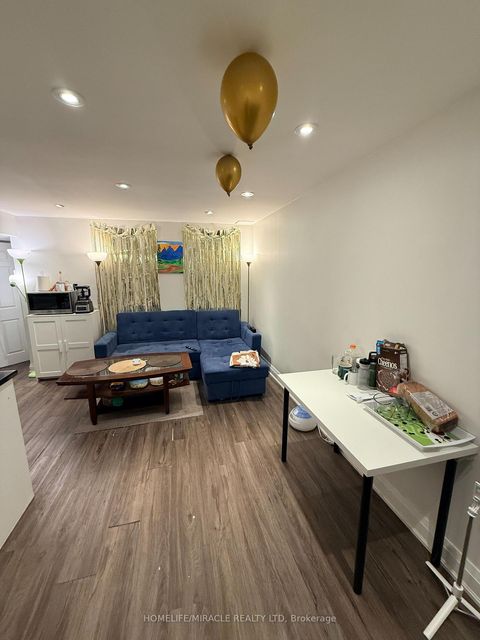 Photo 32 at 300 Symington Court, Windfields, Oshawa