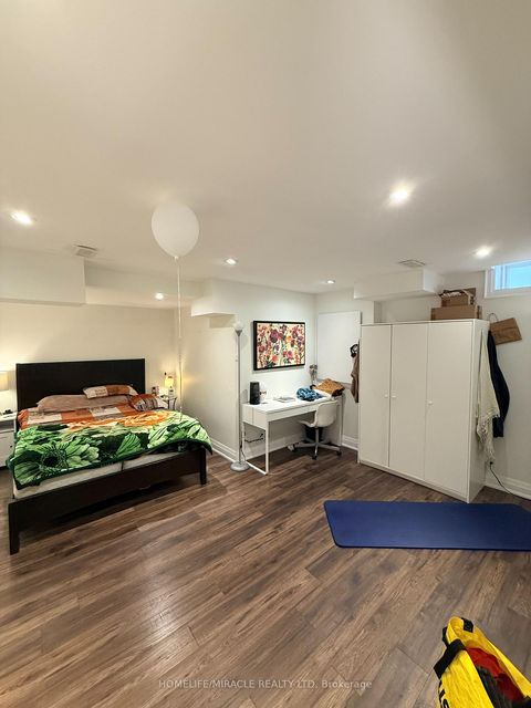 Photo 36 at 300 Symington Court, Windfields, Oshawa