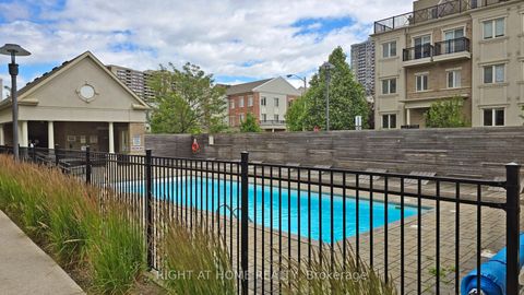 Photo 1 at 258 - 19 Coneflower Crescent, Branson, Toronto