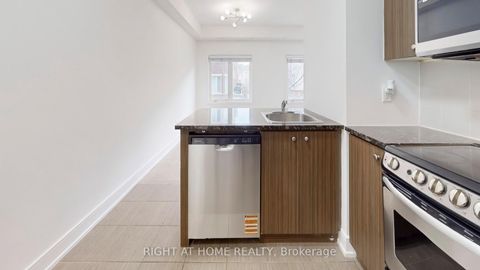 Photo 16 at 258 - 19 Coneflower Crescent, Branson, Toronto