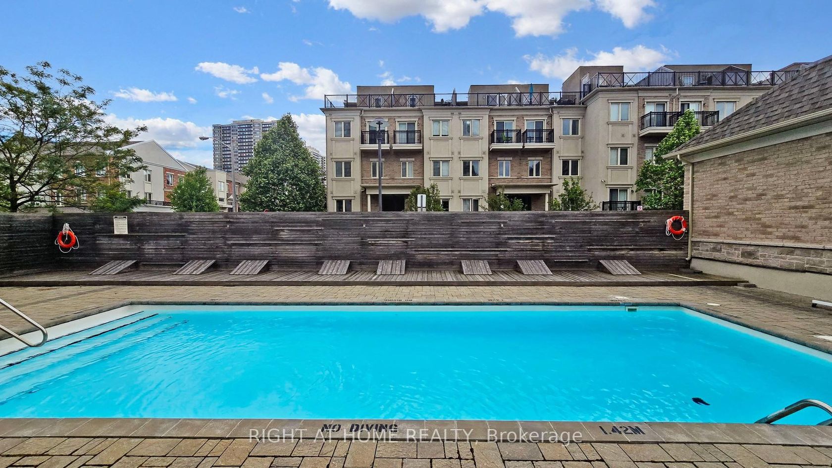 258 - 19 Coneflower Crescent, Branson, Toronto 