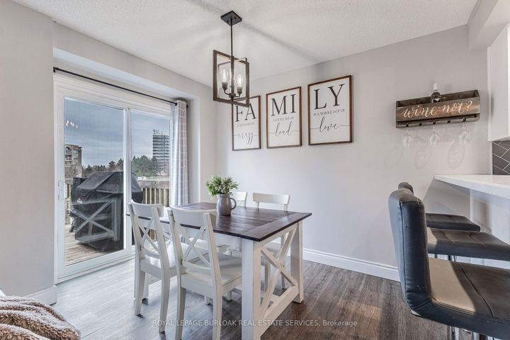 Photo 6 at 43 - 2065 Amherst Heights Court, Mountainside, Burlington