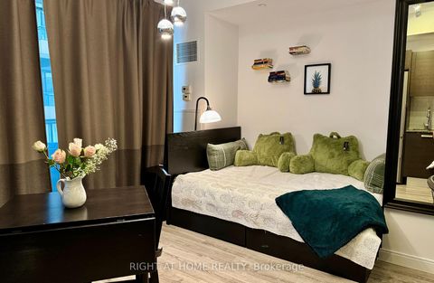 Photo 13 at 2206 - 42 Charles Street E, Yonge Corridor, Toronto