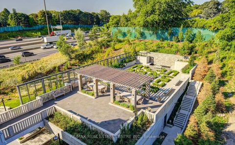 Photo 10 at 310 - 25 Mcmahon Drive, Bayview Village, Toronto