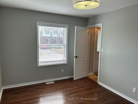 Photo 7 at 234 Oshawa Blvd Boulevard N, O'Neill, Oshawa