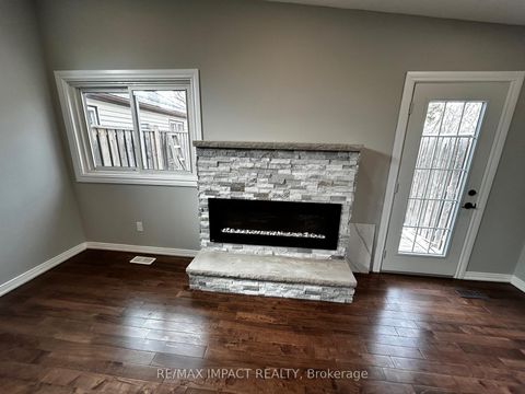 Photo 13 at 234 Oshawa Blvd Boulevard N, O'Neill, Oshawa