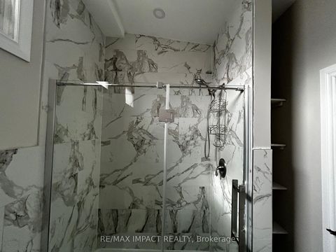 Photo 17 at 234 Oshawa Blvd Boulevard N, O'Neill, Oshawa