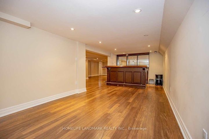 Photo 32 at 2301 Bennington Gate, FD Ford, Oakville