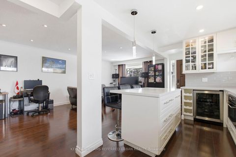 Photo 12 at 36 Hucknall Road, York University Heights, Toronto