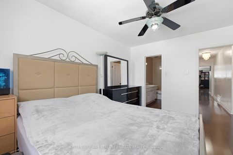 Photo 19 at 36 Hucknall Road, York University Heights, Toronto