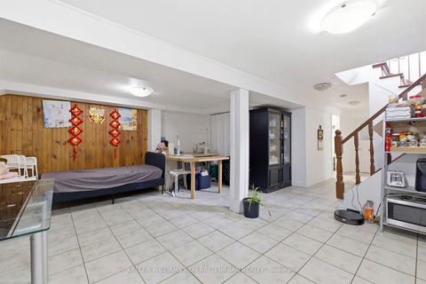 Photo 26 at 36 Hucknall Road, York University Heights, Toronto