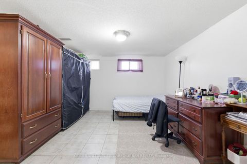 Photo 29 at 36 Hucknall Road, York University Heights, Toronto