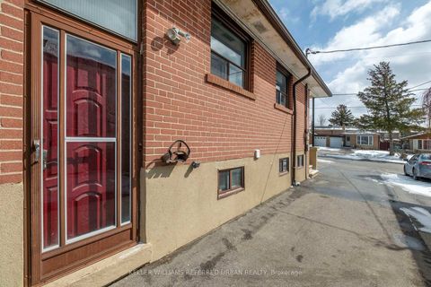 Photo 33 at 36 Hucknall Road, York University Heights, Toronto
