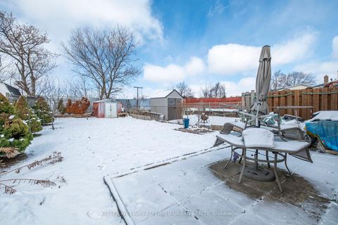 Photo 39 at 36 Hucknall Road, York University Heights, Toronto