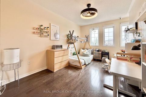 Photo 17 at 46 Revelstoke Crescent, Langstaff, Richmond Hill