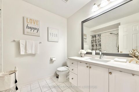 Photo 20 at 46 Revelstoke Crescent, Langstaff, Richmond Hill