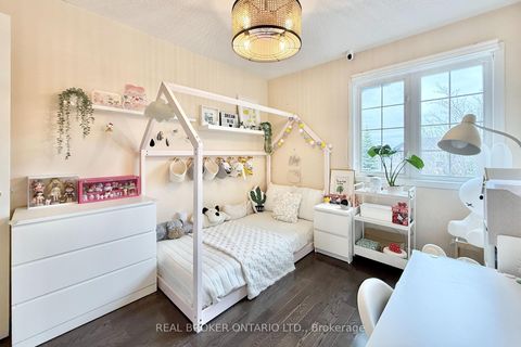 Photo 23 at 46 Revelstoke Crescent, Langstaff, Richmond Hill